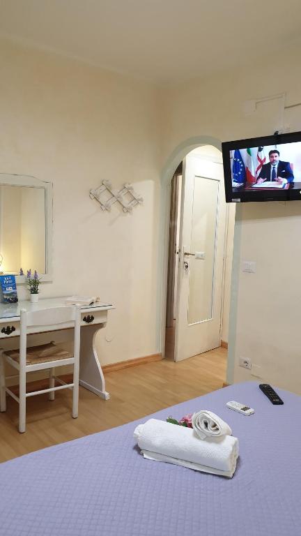 Elisart Guest House room 5
